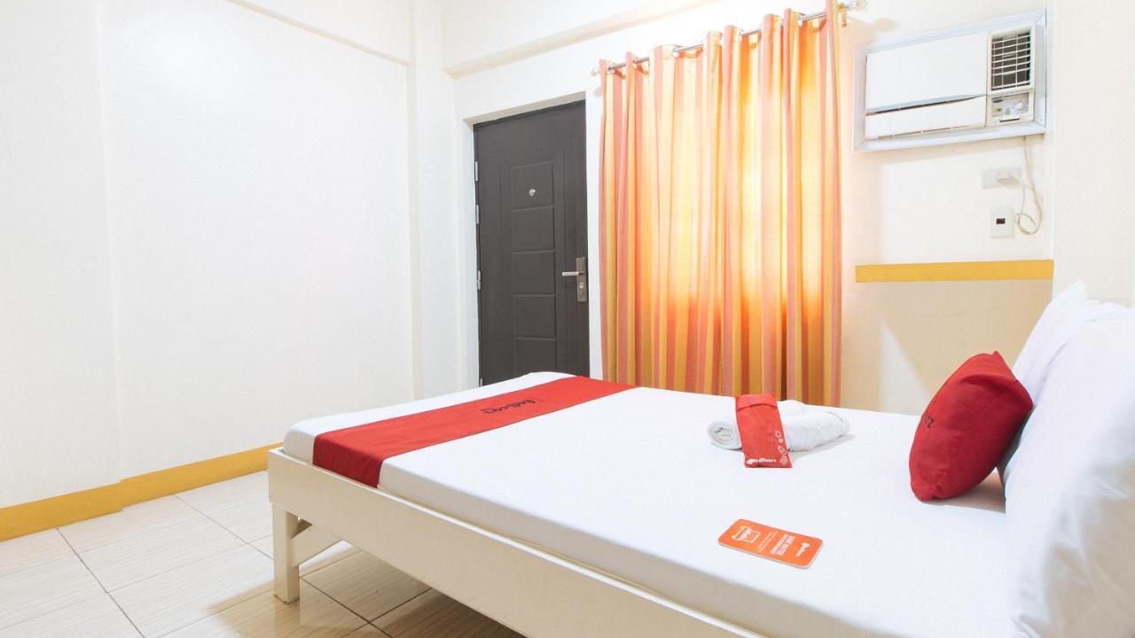 Reddoorz @ Golden Skye Hotel Guagua מראה חיצוני תמונה